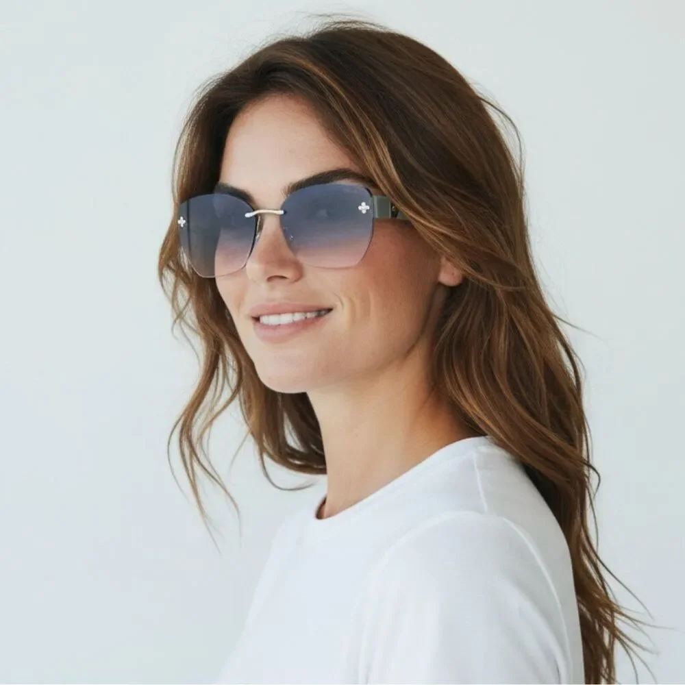 Gucci Women’s Sunglasses | Silver & Grey-Blue Frame | Blue-Brown Gradient Lens - Picture 5 of 16